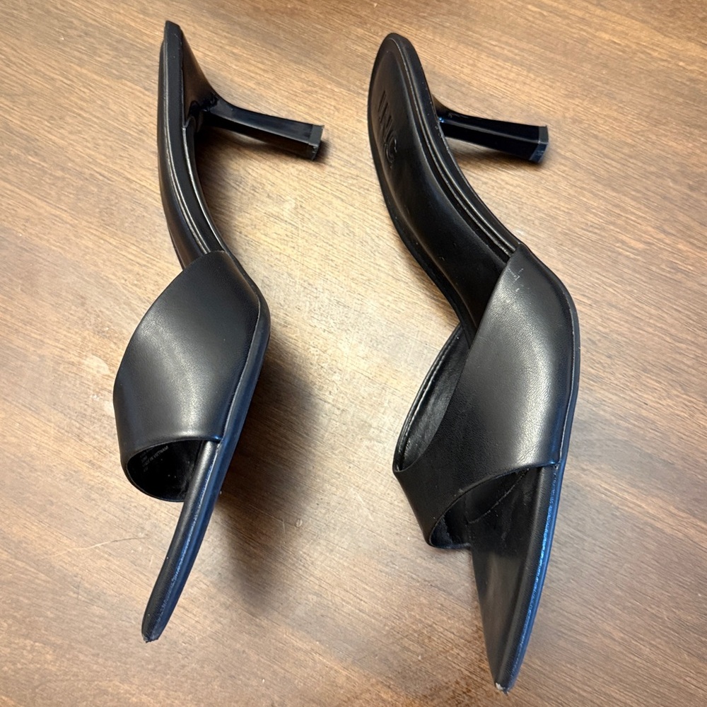 INC International Concepts Women's Black Pointed Heels - Picture 2 of 4